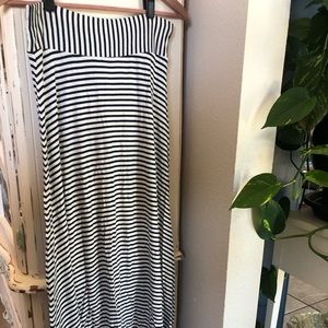 Gap maxi skirt